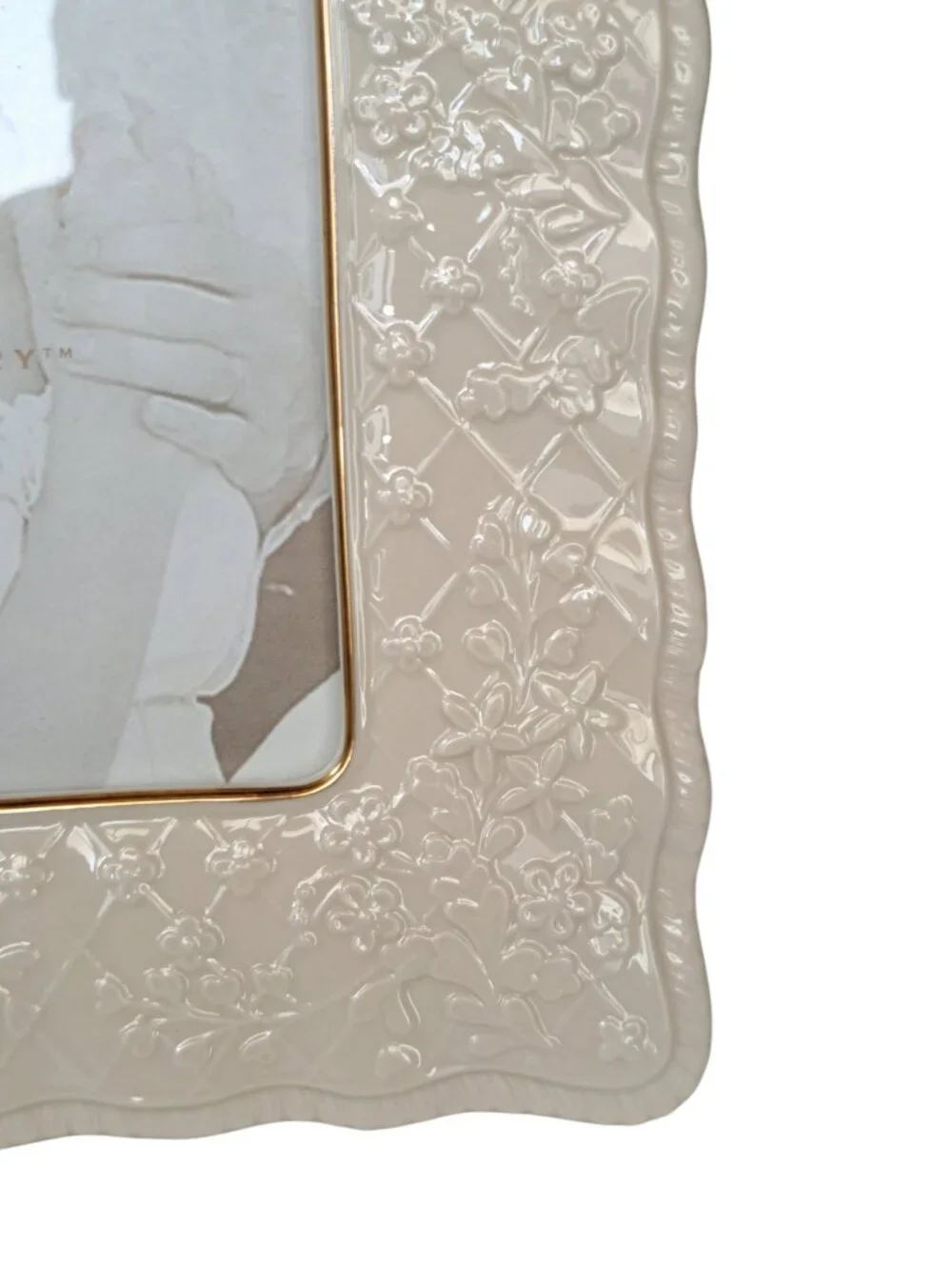 Lenox Wedding PromisesCollection 8X10 Ivory Porcelain Floral Picture Frame